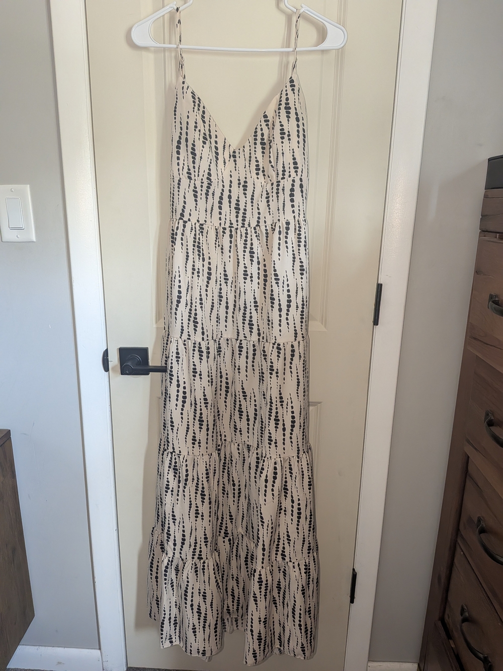SHEIN Cream Maxi Dress with Black Abstract Print